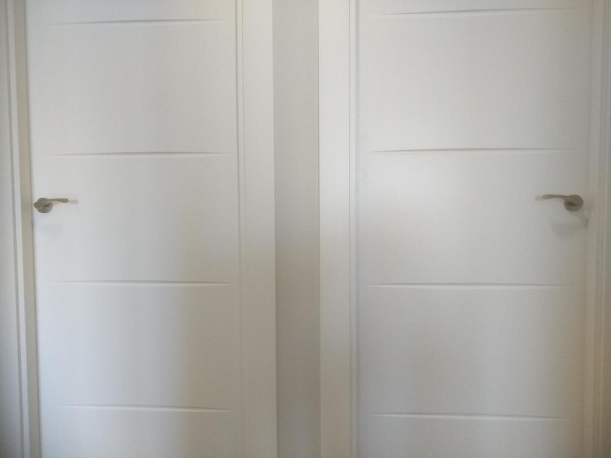 Luz De Leon Con Opcion De Parking Apartment Luaran gambar
