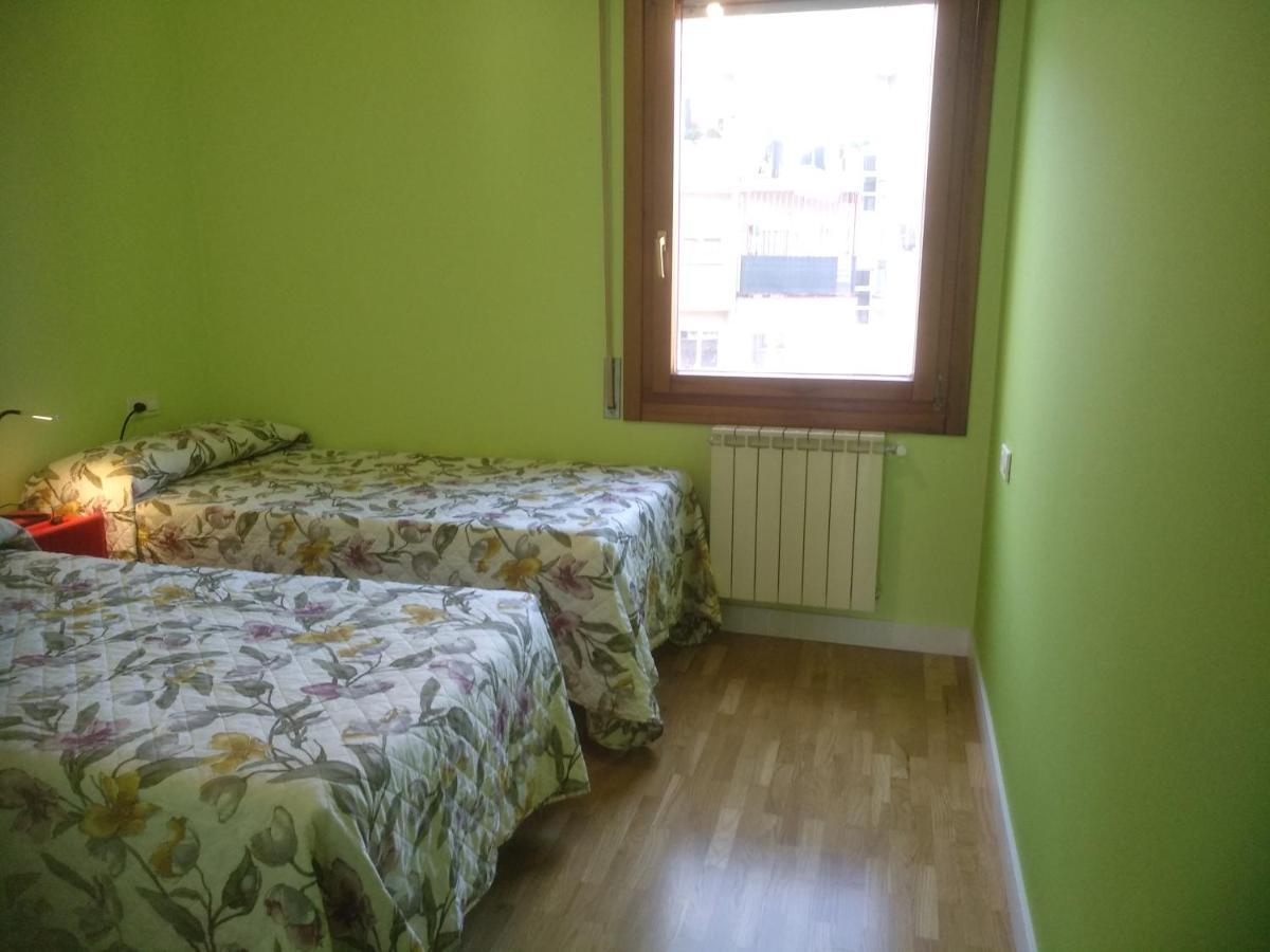Luz De Leon Con Opcion De Parking Apartment Luaran gambar